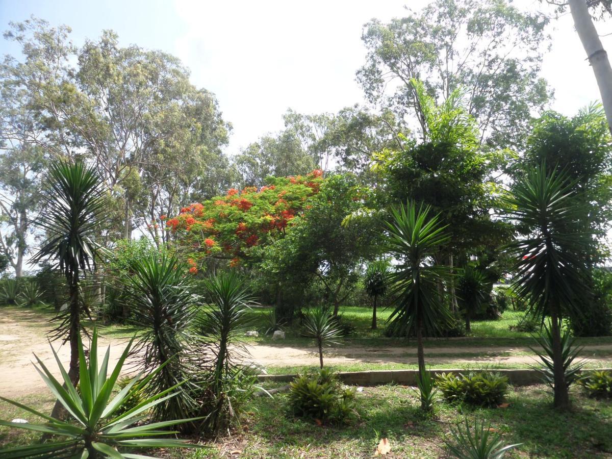 Hostel E Camping Casa Laranja Búzios Exterior foto